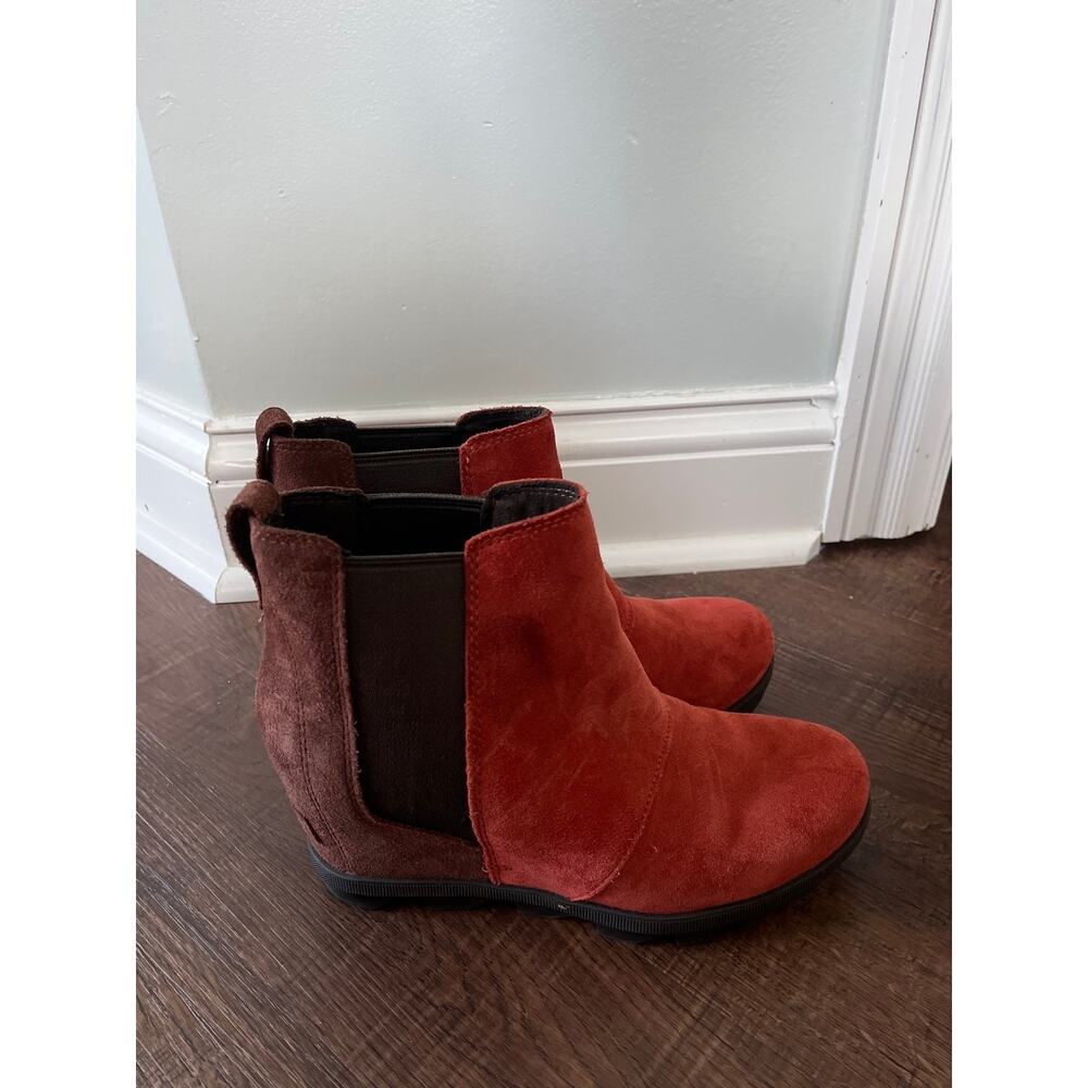 Sorel Joan of Arctic Wedge II Chelsea Boot Red Brown Womens Size 8